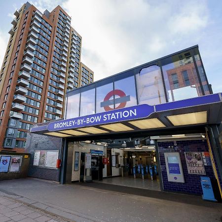 Stylish Fully-Equipped One Bedroom Apartment With Extra Sofa Bed, Free Secure Parking, Onsite Gym, 24Hr Security & Concierge Londres Exterior foto